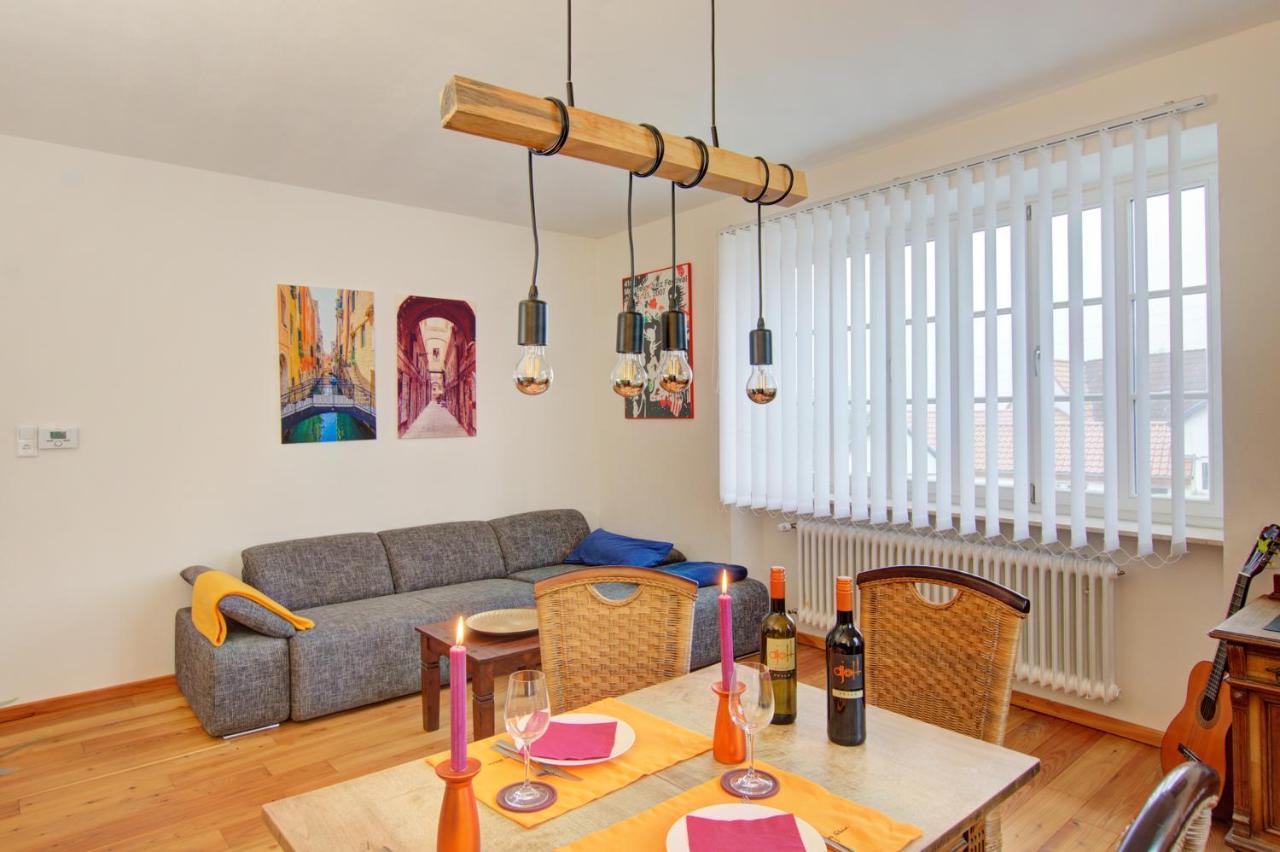 Ferienwohnung Am Alten Rathaus Neustadt an der Weinstrasse Bagian luar foto